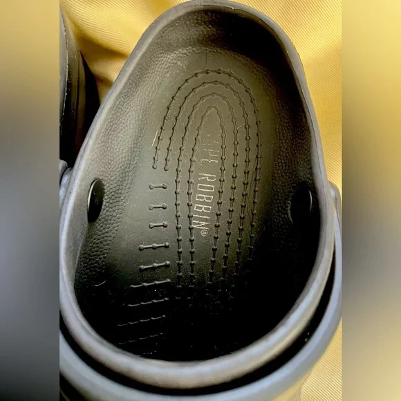 Cape Robbin Gardener Chunky Platform Clogs Ankle Strap Slip On Sandal 10 M Black - Picture 5 of 6